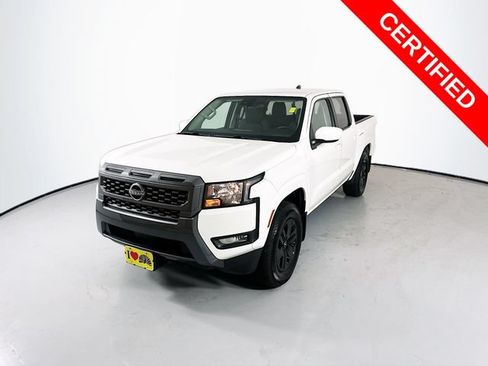 Used 2025 Nissan Frontier SV w/ SV Convenience Package RWD image 5