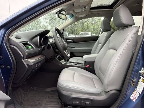 Used 2019 Subaru Outback 3.6R Limited w/ Popular Package #2 AWD/4WD image 17