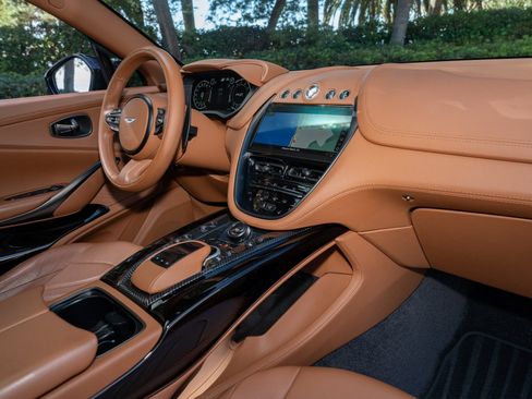 Used 2023 Aston Martin DBX 707 image 14