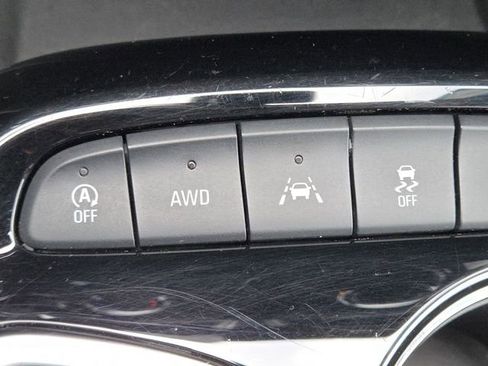 Used 2024 Buick Encore GX Sport Touring image 7