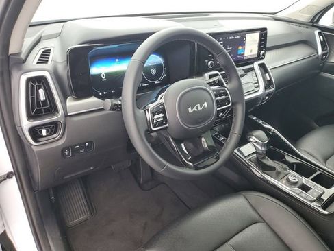Used 2023 Kia Sorento SX AWD/4WD image 19