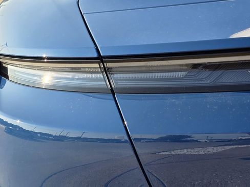 New 2025 Porsche Taycan image 12