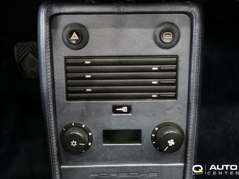 Used 1989 Porsche 911 Carrera RWD image 30