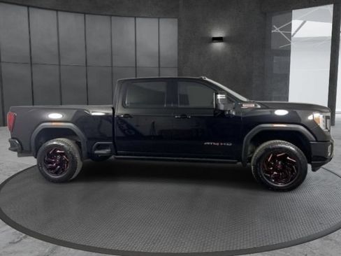 Used 2021 GMC Sierra 2500 AT4 w/ AT4 Premium Plus Package AWD/4WD image 4