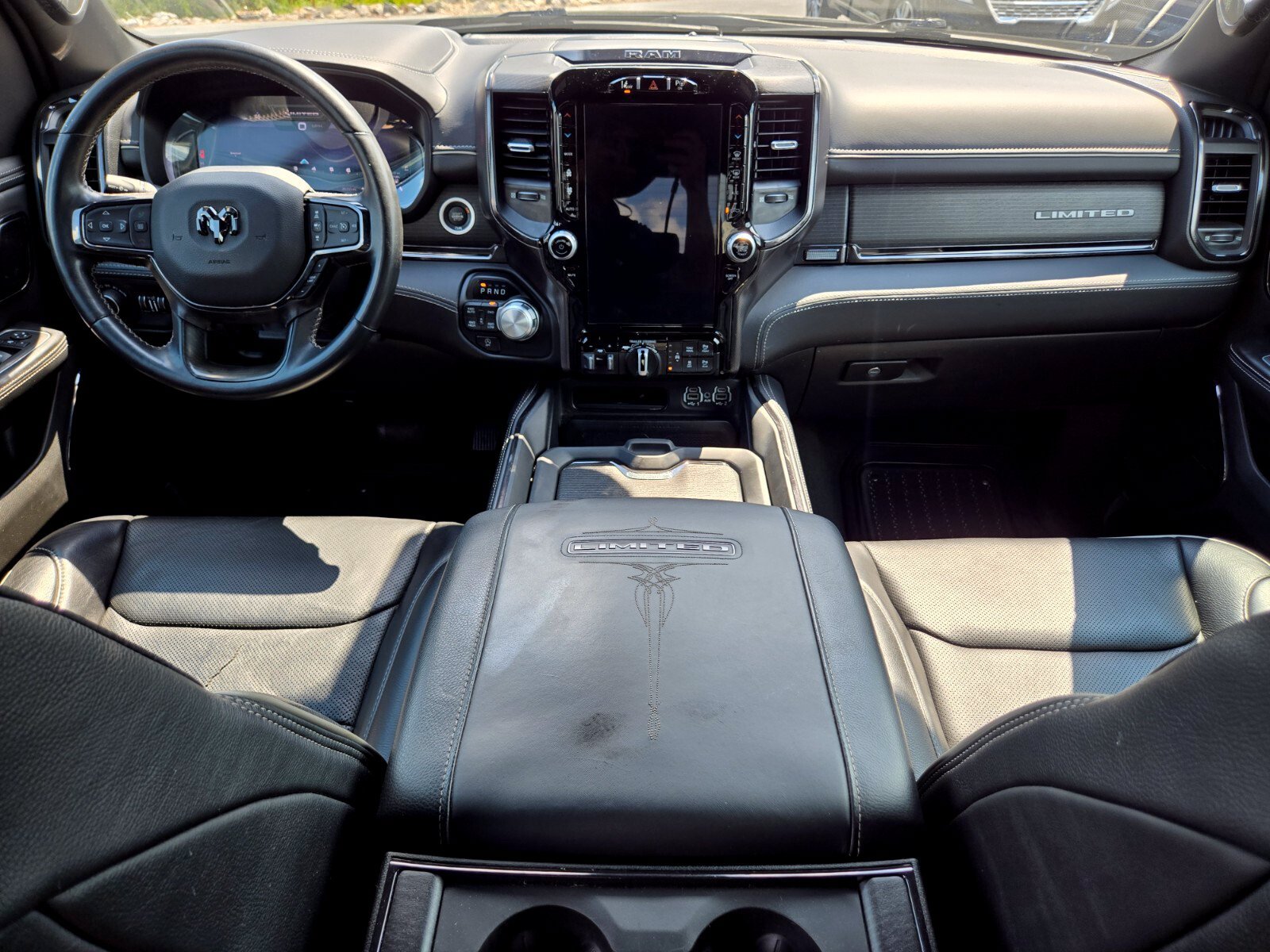 Used 2023 RAM 1500 Limited AWD/4WD image 16