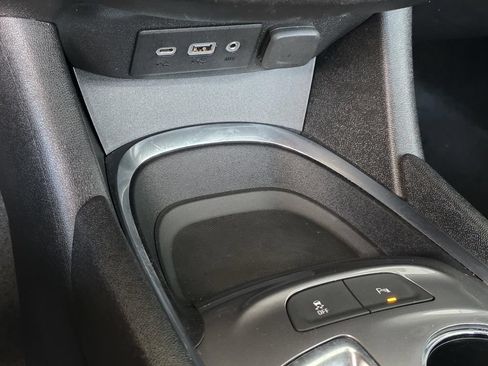 Used 2025 Chevrolet Malibu LT FWD image 19
