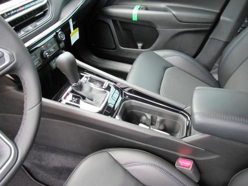 New 2026 Jeep Compass Latitude AWD/4WD image 16