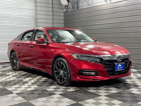 Used 2020 Honda Accord Touring image 4