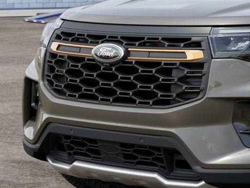 New 2027 Ford Explorer Tremor w/ Sun And Sound Package AWD/4WD image 16