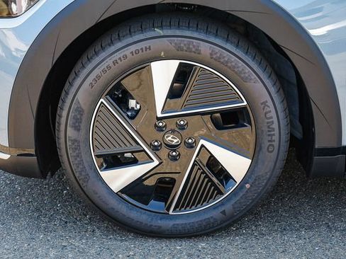 New 2026 Hyundai Ioniq 5 SEL RWD image 11