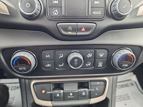 Certified 2024 GMC Terrain Denali w/ Denali Premium Package image 18