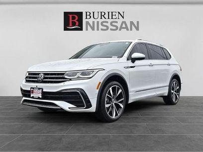 Used 2024 Volkswagen Tiguan SEL R-Line