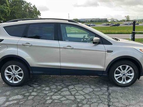 Used 2018 Ford Escape SEL image 1
