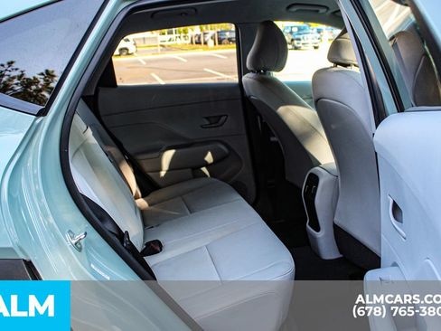Used 2024 Hyundai Kona SEL FWD image 18