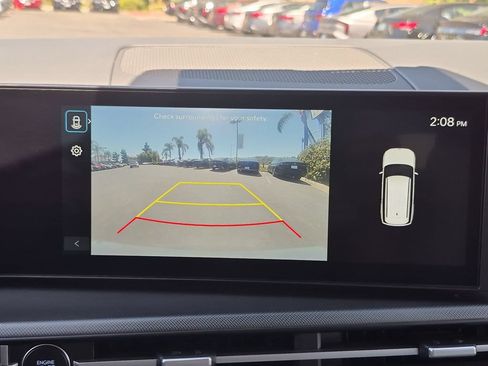 Used 2025 Hyundai Santa Fe SEL FWD image 18