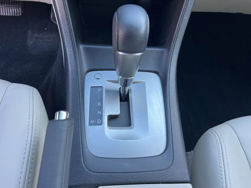 Used 2014 Subaru Crosstrek 2.0i Limited w/ Popular Package #2 image 17