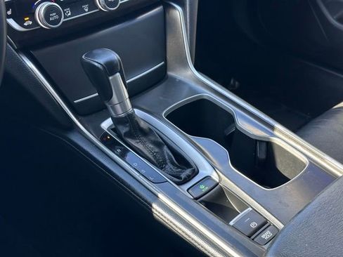 Used 2018 Honda Accord EX-L image 15