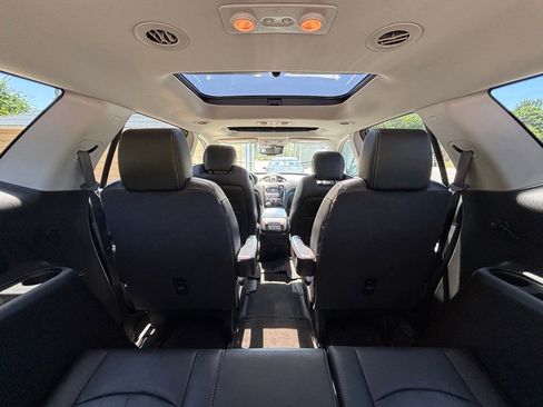 Used 2017 Buick Enclave Leather FWD image 20