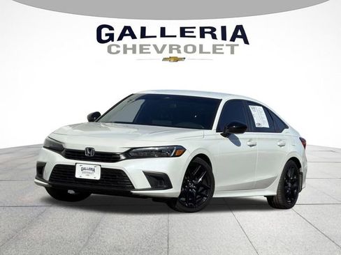 Used 2024 Honda Civic Sport image 2