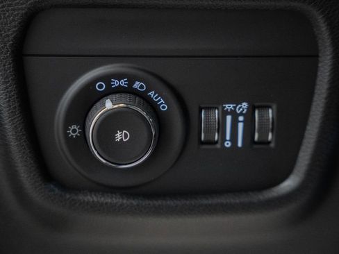 New 2025 Jeep Grand Cherokee Limited image 42