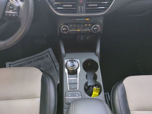 Used 2021 Ford Escape Titanium w/ Titanium Elite Package image 18