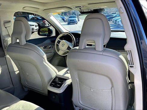 Used 2021 Volvo XC90 T8 Inscription w/ Lounge Package image 21