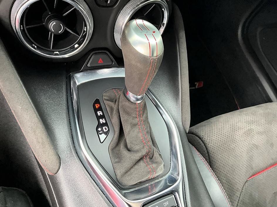 Used 2021 Chevrolet Camaro ZL1 RWD image 22