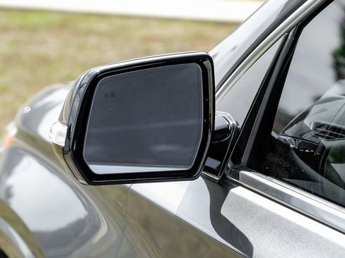 Used 2020 Chevrolet Traverse Premier image 47