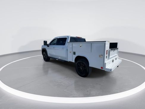Used 2025 GMC Sierra 2500 AT4 AWD/4WD image 13