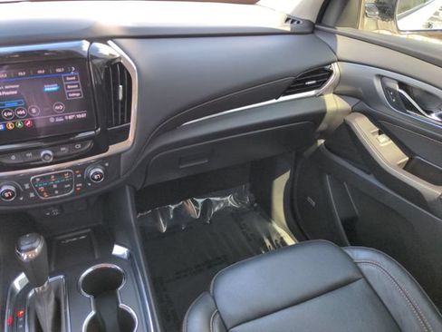 Used 2020 Chevrolet Traverse Premier w/ Redline Edition FWD image 18
