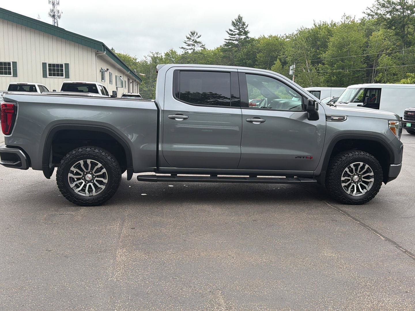 Certified 2021 GMC Sierra 1500 AT4 w/ AT4 Premium Package AWD/4WD image 27
