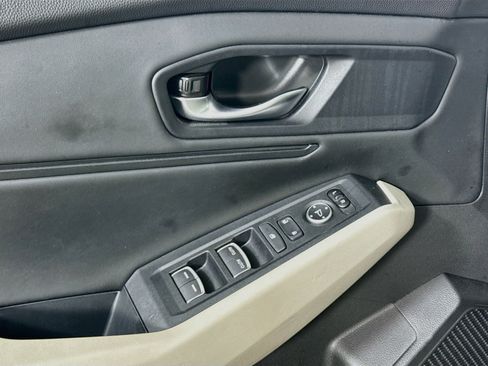 Used 2025 Honda Accord SE image 24