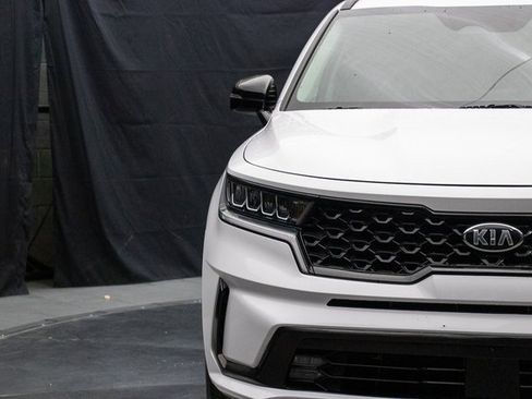 Used 2021 Kia Sorento EX image 5