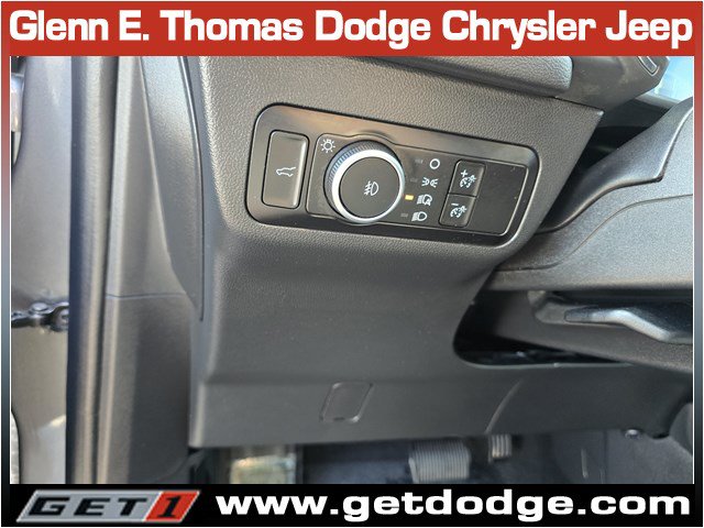 Used 2025 Ford Escape Platinum AWD/4WD image 21