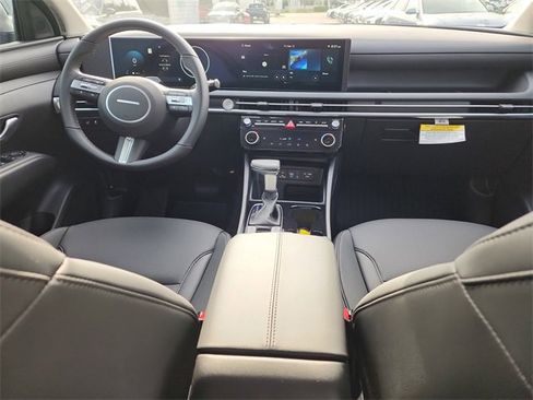 New 2025 Hyundai Tucson SEL image 13