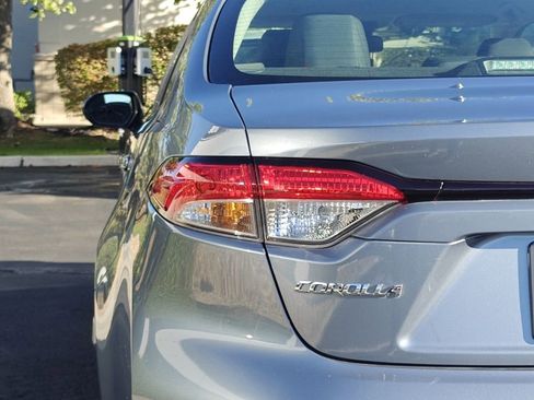 Used 2024 Toyota Corolla LE image 35