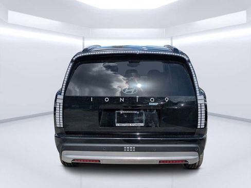 New 2026 Hyundai Ioniq 9 S image 4