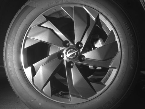 Used 2025 Nissan Rogue SV FWD image 10