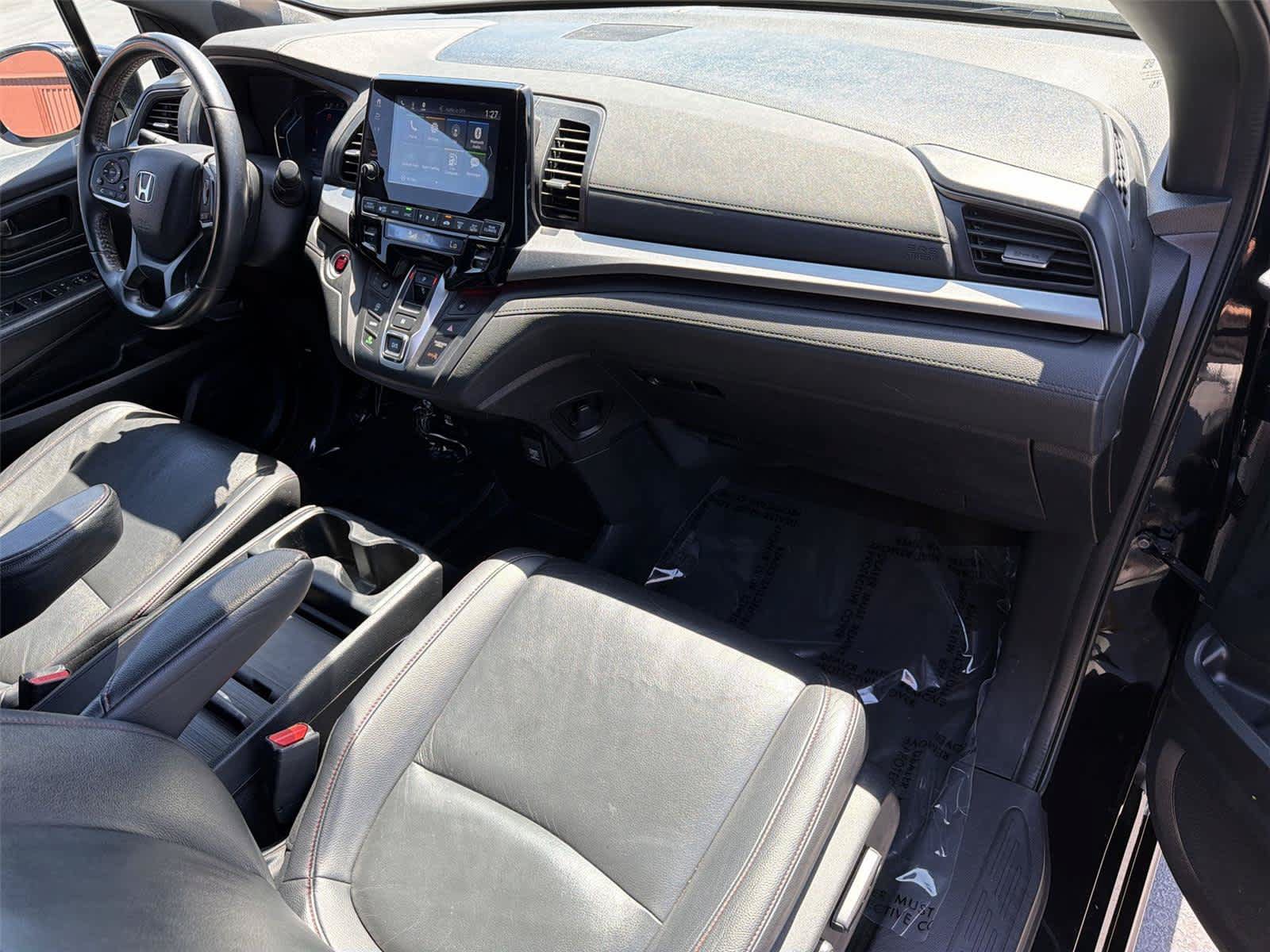 Used 2023 Honda Odyssey Sport image 13