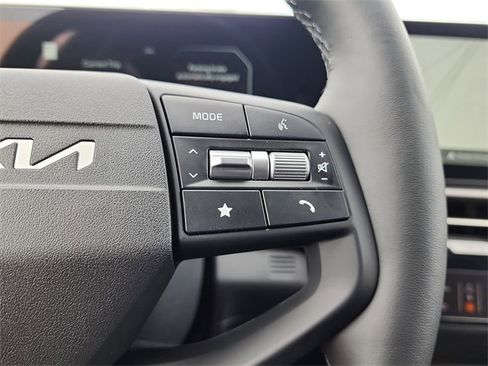 New 2026 Kia Sportage SX image 23