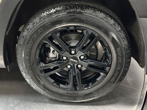Used 2023 GMC Terrain AT4 AWD/4WD image 19