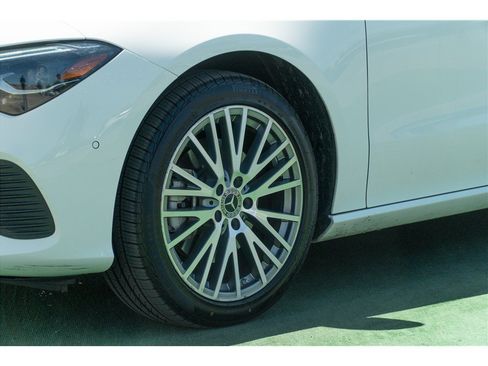 Used 2025 Mercedes-Benz CLA 250 image 17