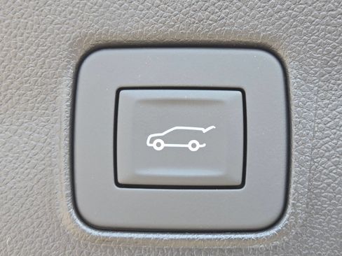 New 2026 Chevrolet TrailBlazer RS w/ Convenience Package AWD/4WD image 23