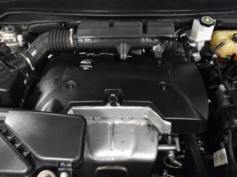 Used 2019 Buick Envision Essence image 10