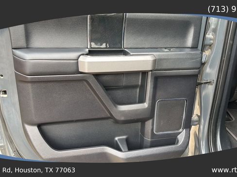 Used 2021 Ford F250 Platinum w/ FX4 Off-Road Package AWD/4WD image 29
