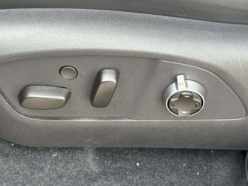 Certified 2025 Buick Enclave Avenir w/ Super Cruise Package image 28