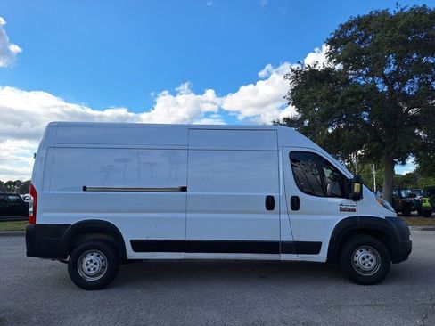 Used 2021 RAM ProMaster 2500 image 2