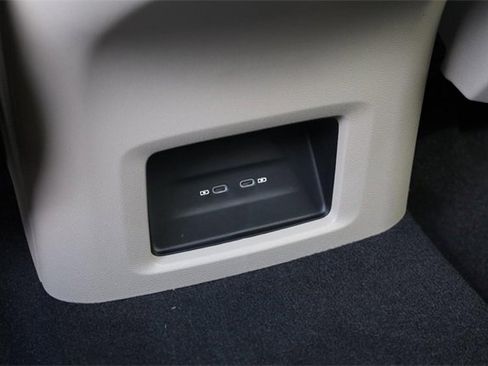 New 2026 Volkswagen Atlas SE image 24