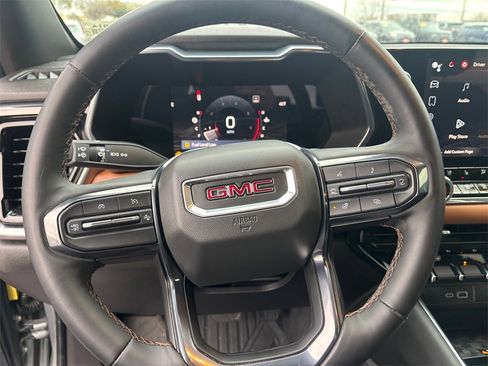 Used 2023 GMC Canyon AT4 w/ AT4 Premium Package image 15