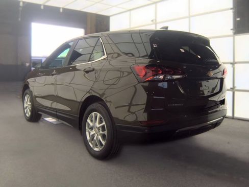 Used 2024 Chevrolet Equinox LT AWD/4WD image 3